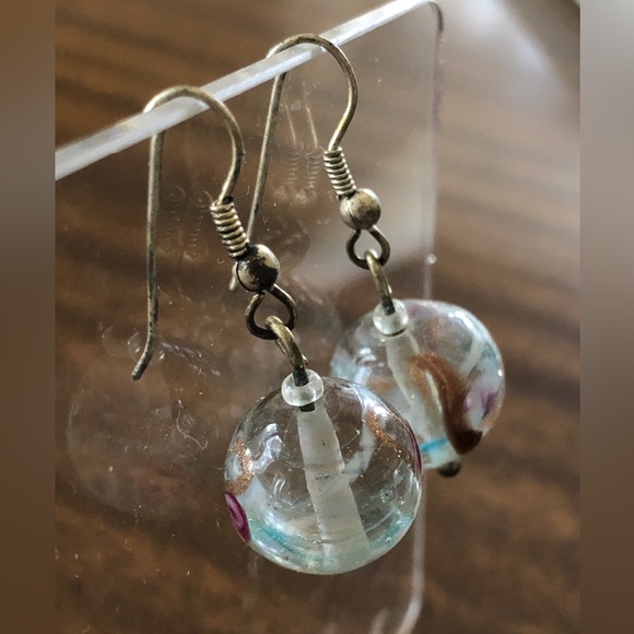 Vintage Czechoslovakian hand blown glass earrings - Picture 4 of 14